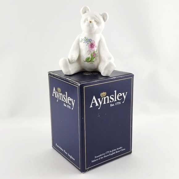 Aynsley Wild Tudor Teddy Bear Figurine English Fine Bone China Original With Box - Picture 12 of 14